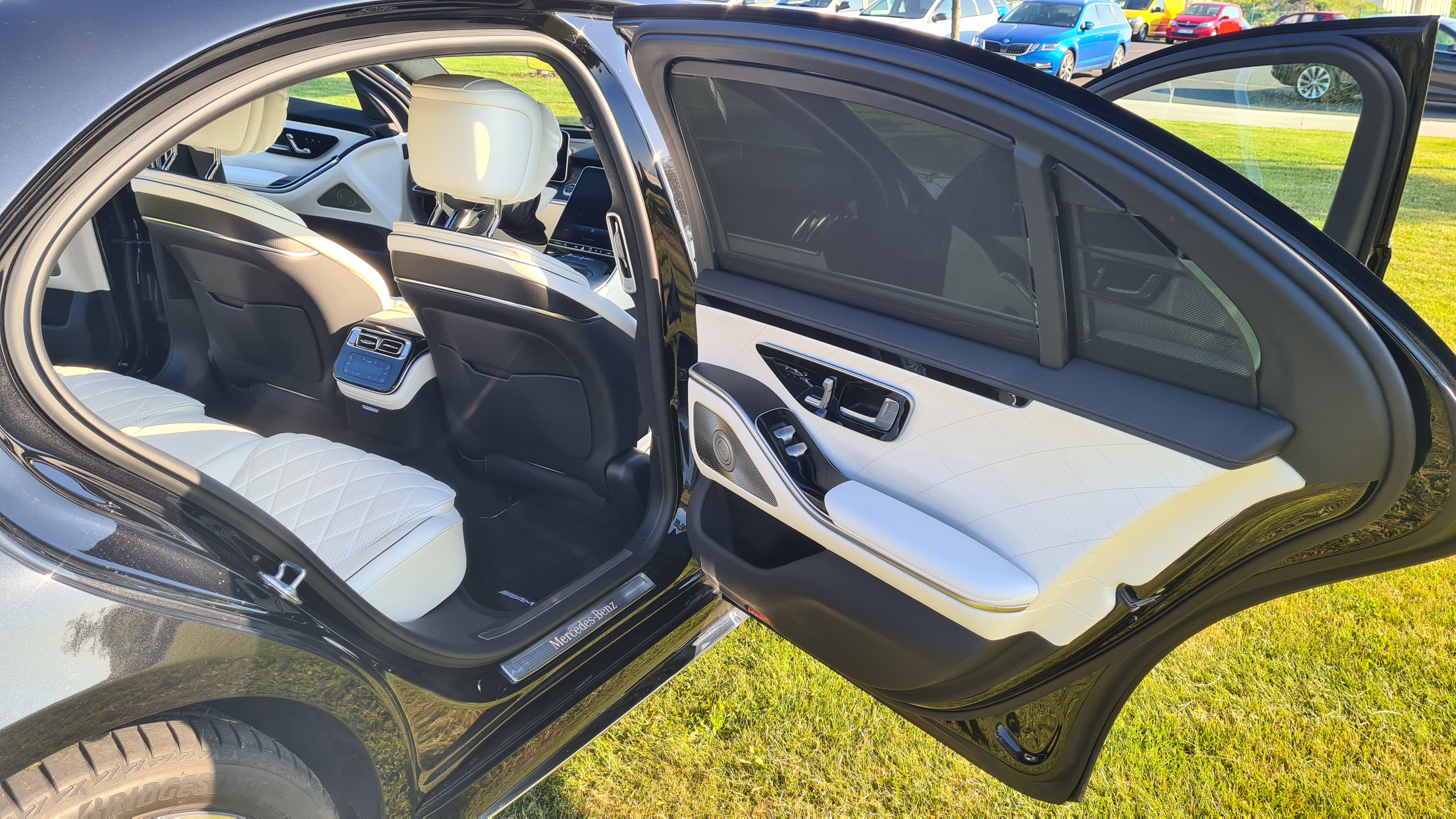 Mercedes-Benz S - interiér